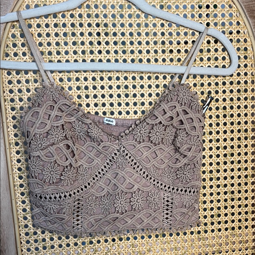 Listicle Women's Crochet Crop Top - Brown